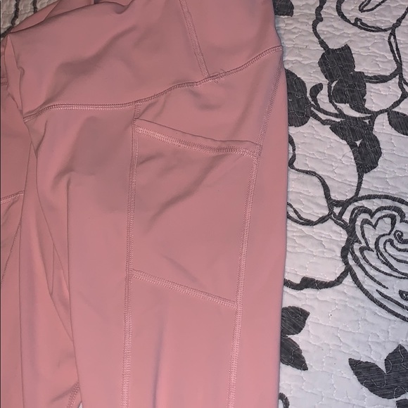 Pink leggings - Picture 3 of 3